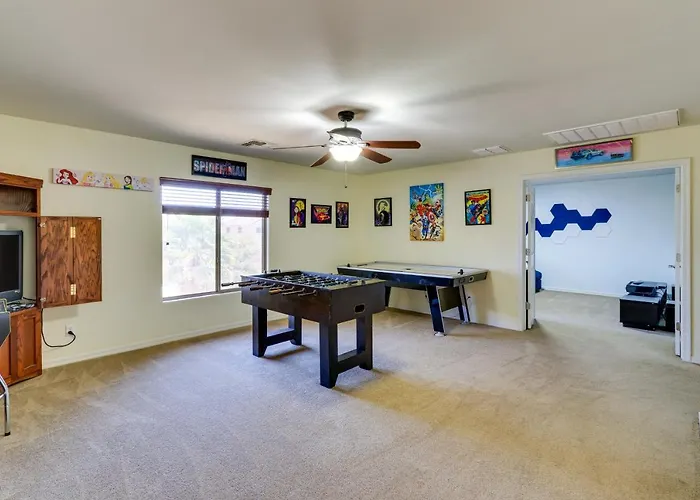 Cheerful Gem W/ Theater & Game Room! Maricopa