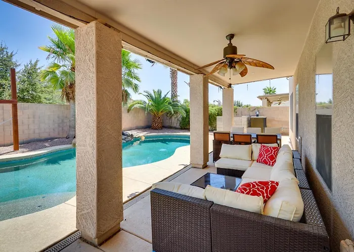 Cheerful Gem W/ Theater & Game Room! Holiday home Maricopa